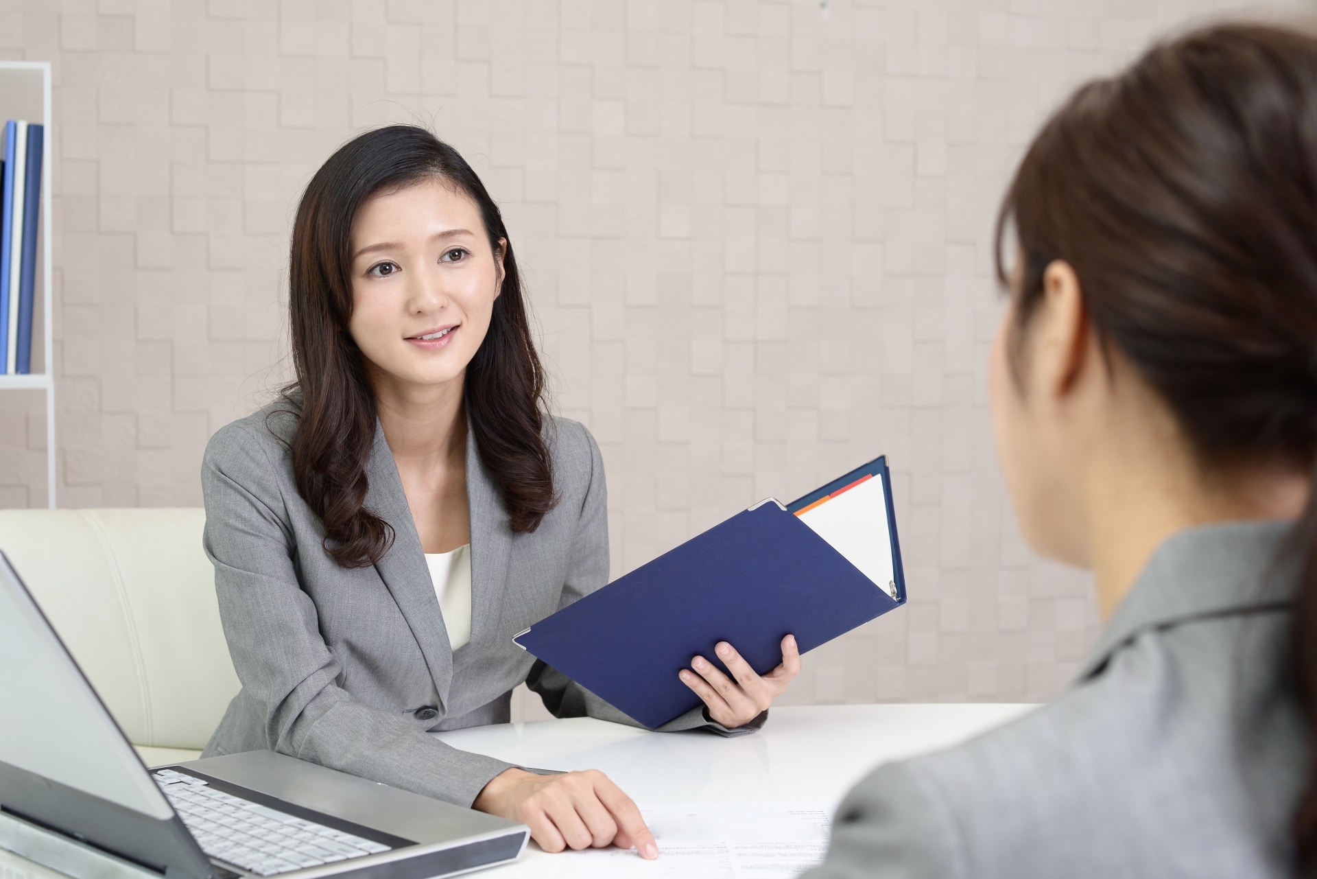 女性の転職 面接の 座右の銘 おすすめ10選をご紹介 質問理由は Ng例や転職に活用できる例文を転職エージェントが解説 働く女性の転職 支援ならウィメンズワークス